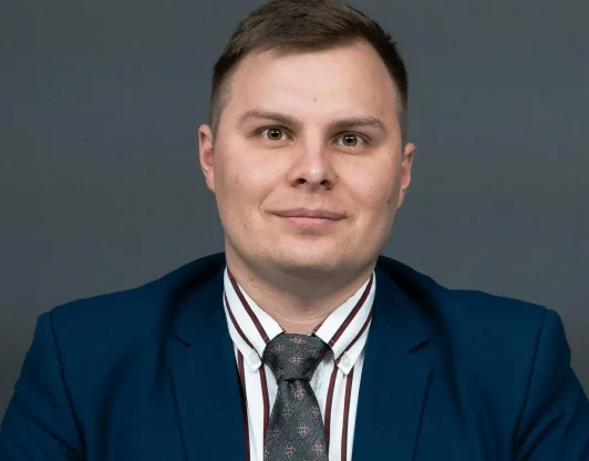 Константин 
Геец